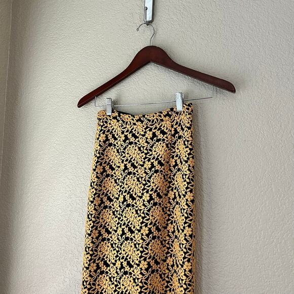 Alice + Olivia Lace Mermaid Maxi Skirt Semi Lined Yellow Black Size 0 - Picture 2 of 9